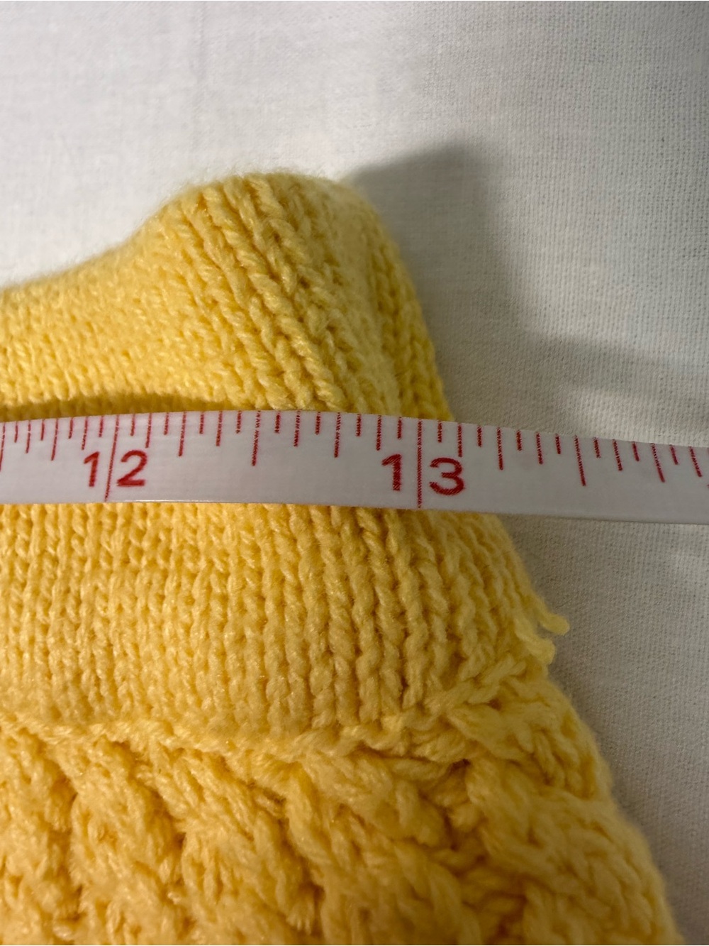 Yellow High-Waist Knit Shorts with Floral Embroidery - Picture 6 of 8